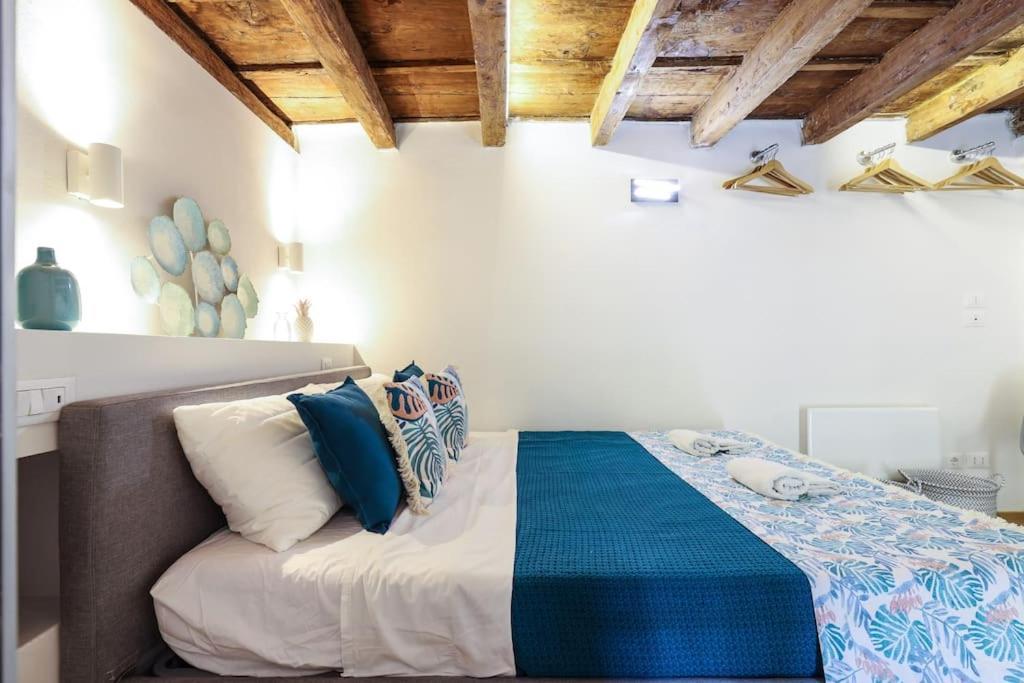 Cozy Loft Navigli, Close To Duomo And Bocconi - Italy Flat Vacation * Milan