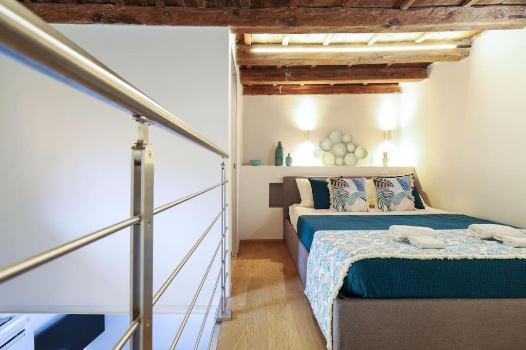 Apartment Cozy Loft Navigli, Close To Duomo And Bocconi - Italy Flat Vacation *