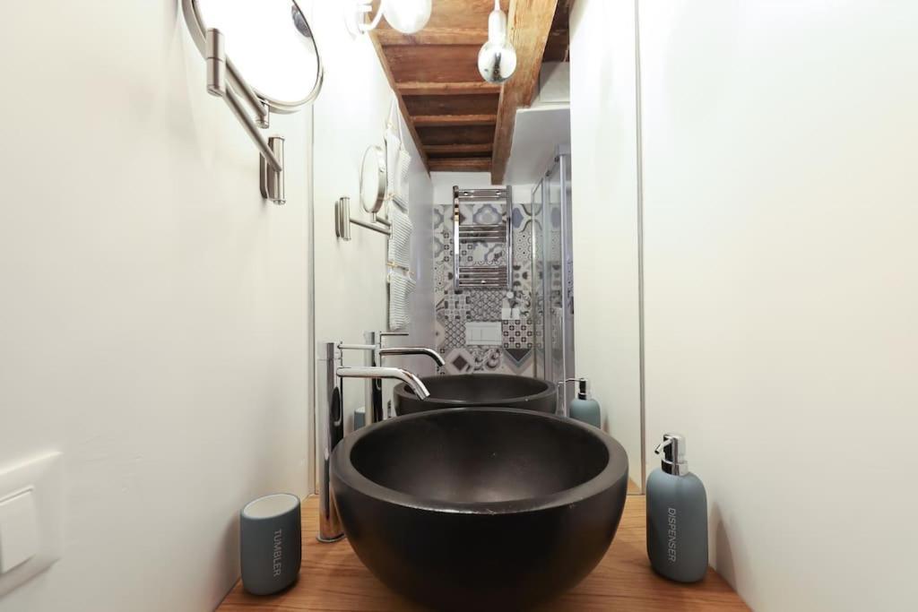 Cozy Loft Near Navigli, Close To Duomo And Bocconi - Italy Flat Vacation Milan